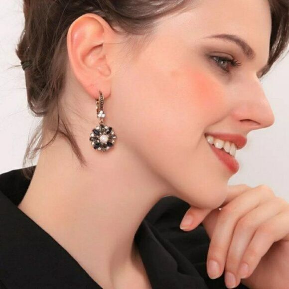 Blue Crystal Pearl Vintage Gold Leverback Statement Earrings - Picture 2 of 6